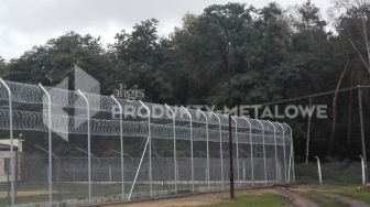 Montaż ogrodzenia agresywnego w obiektach penitencjarnych